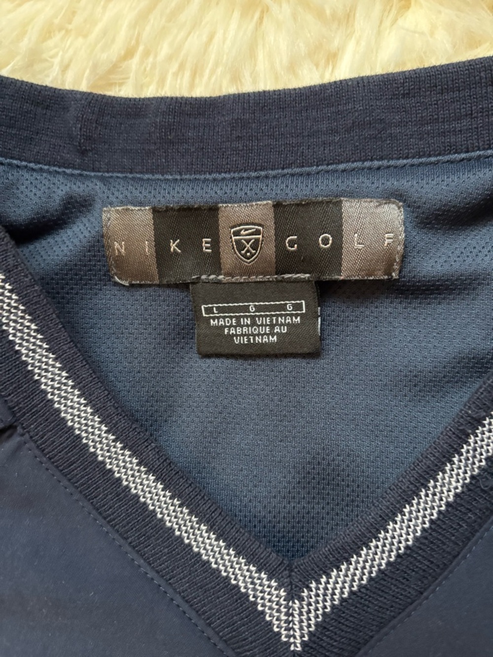 Nike Golf Men’s V-Neck Pullover Wind Shirt Navy Blue Size Large - Picture 4 of 5